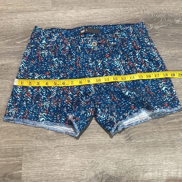 LEVI'S ABSTRACT PRINT DENIM SHORTS LOW-RISE BLUE & ORANGE SIZE 6 W28 - Picture 6 of 9
